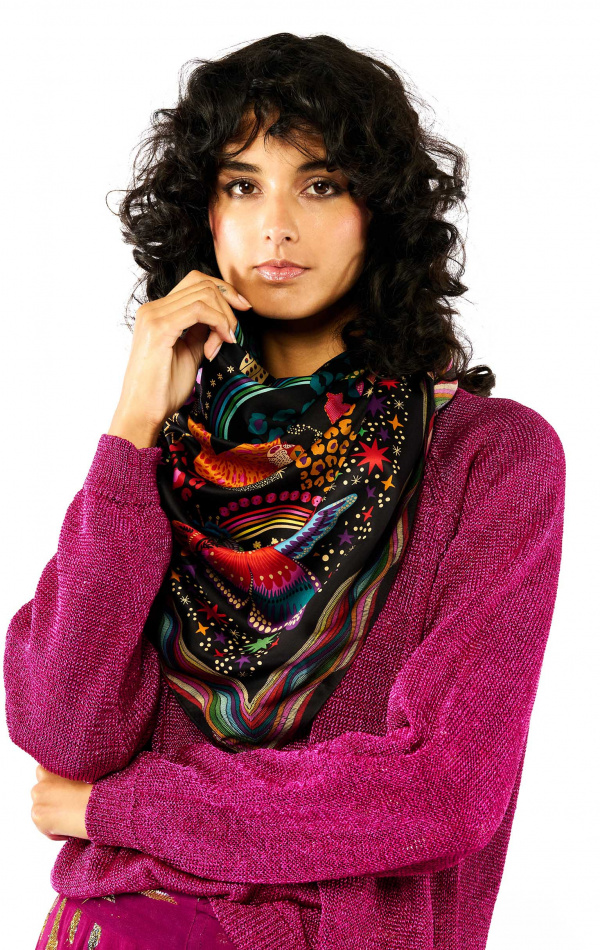 Foulard Medium Crazy World Noir